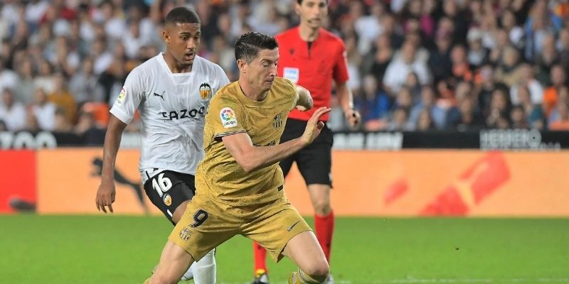 Barcelona có hàng công vượt trội